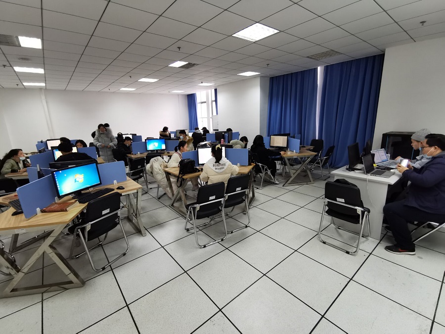 社会经济新调查与统计分析实验室